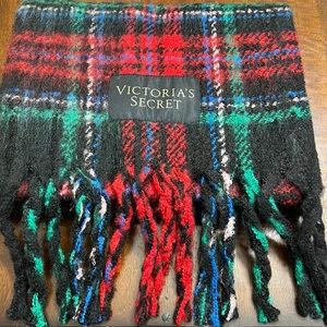 VS PLAID NEW Scarf One size